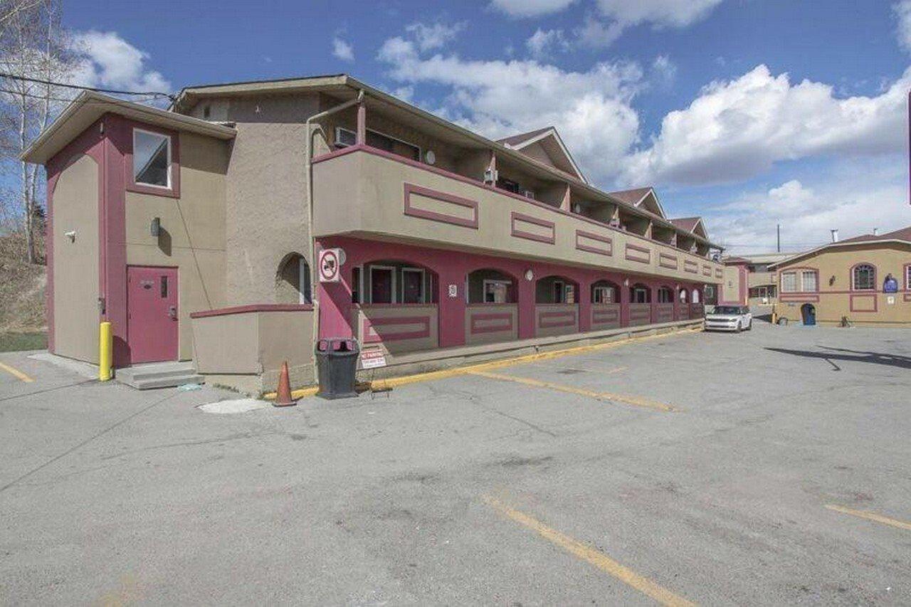 Canadas Value Chinook Station Motel 2*