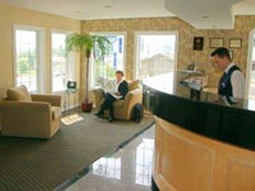 Motel Canadas Value Chinook Station Calgary