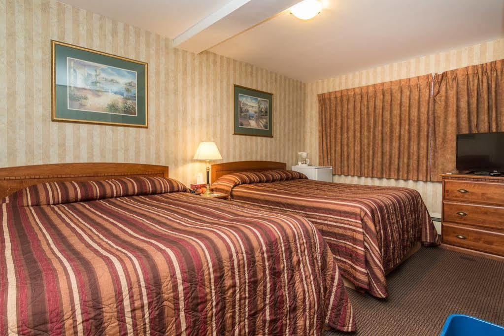 Motel Canadas Value Chinook Station
